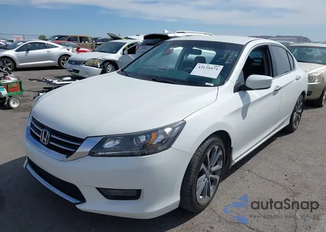 2015 Honda Accord Sport z USA, uszkodzony, nr VIN 1HGCR2F55FA204511